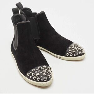 MARC JACOBS  Studded Cap Black Suede High-Top Sneakers Sz 40